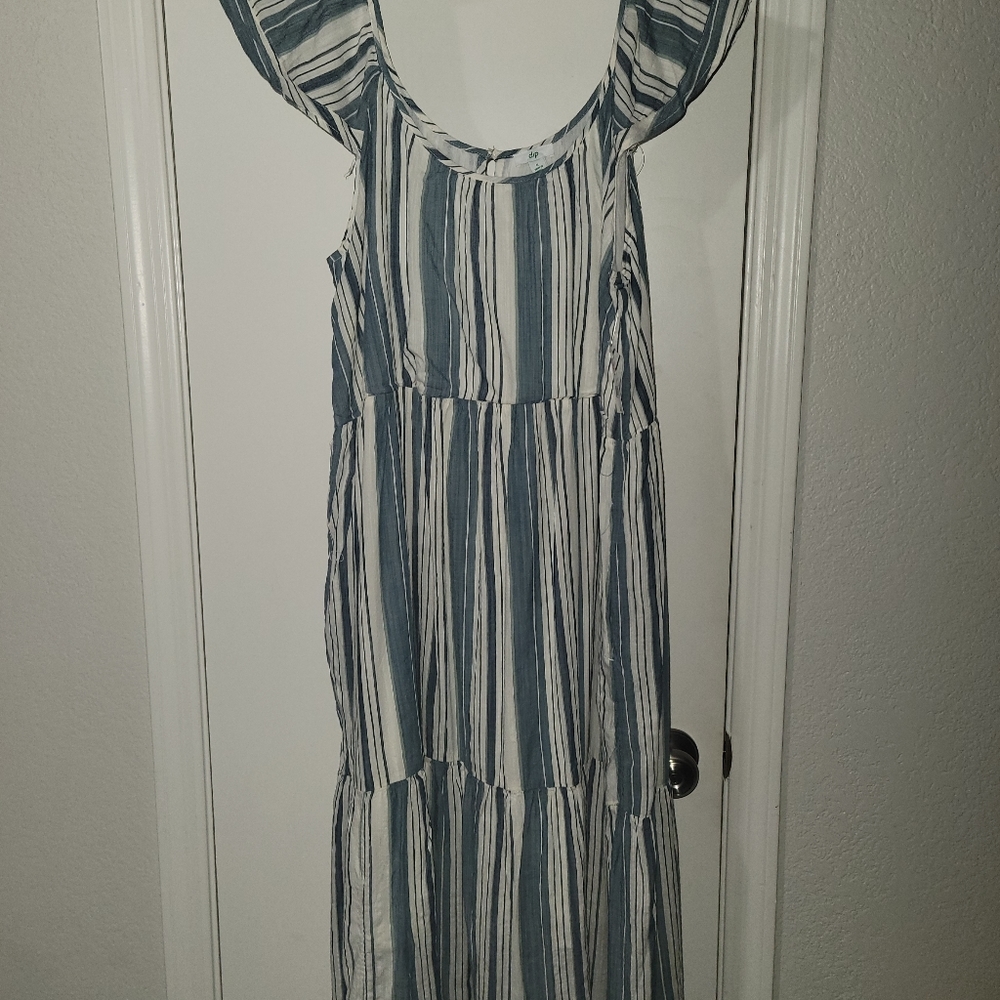 2 New Small maxi dresses - Picture 3 of 8